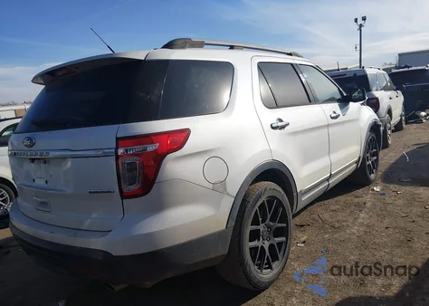 2014 Ford Explorer Xlt z USA, uszkodzony, nr VIN 1FM5K7D87EGA69237
